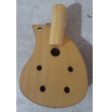 Diómuzsika natúr fából, dióból