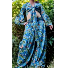 Boho Fashion két részes fesztiválruha bő fazonú, magas derekú nadrággal, bő szabású hosszú ujjú fölsővel zöldeskék színben 