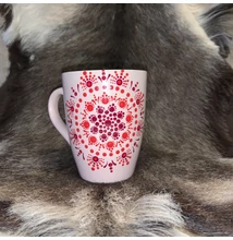 Fehér színű dotpaint díszítéses bögre, bordó-piros mandala mintázattal