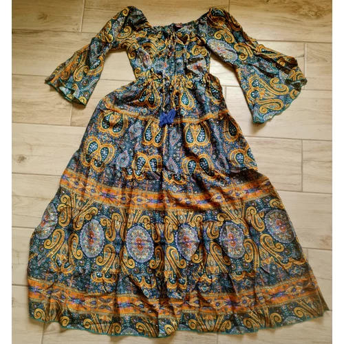 Boho Fashion zöld-narancs mintás földig érő ruha, mell alatt húzott, bővülő ujjú fazonnal 