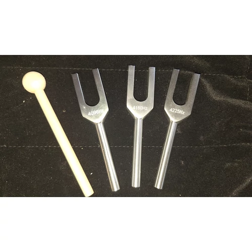 3 darabos hangvilla szett 40964160 és 4225 Hz tartományban