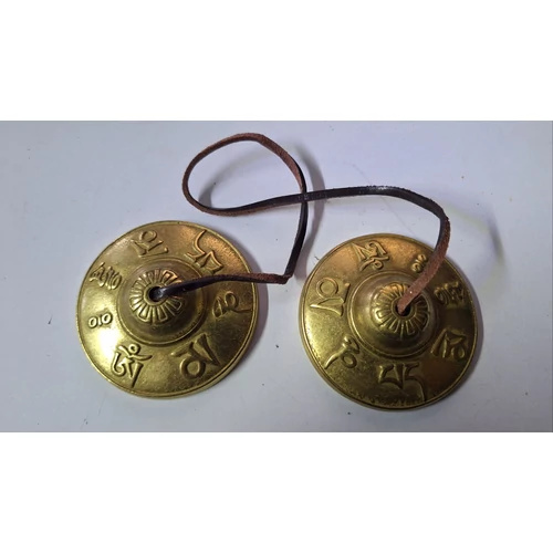 Tingsha csengő 6 cm-es buddhista szimbólumokkal